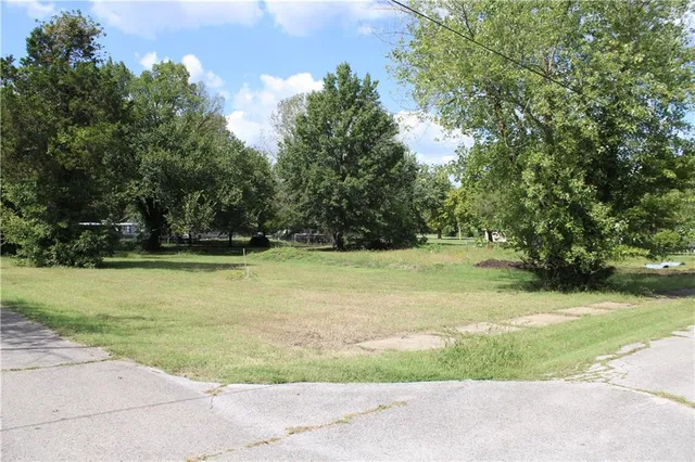 $1,800 | 113 South Oak Street, Mulberry, KS 66756