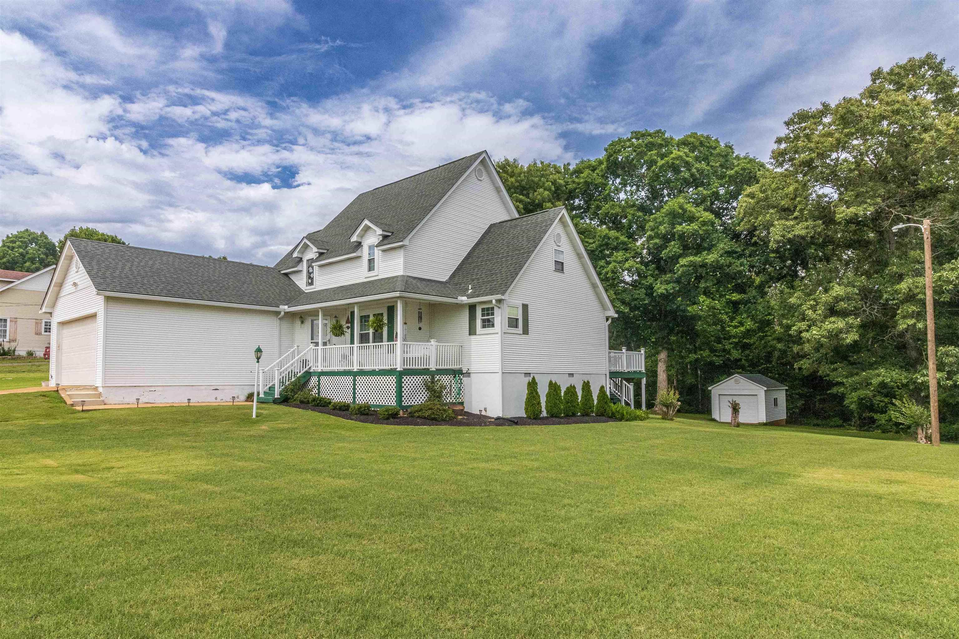 337 Dancer Road Selmer, TN 38375 - Photo 2 of 34