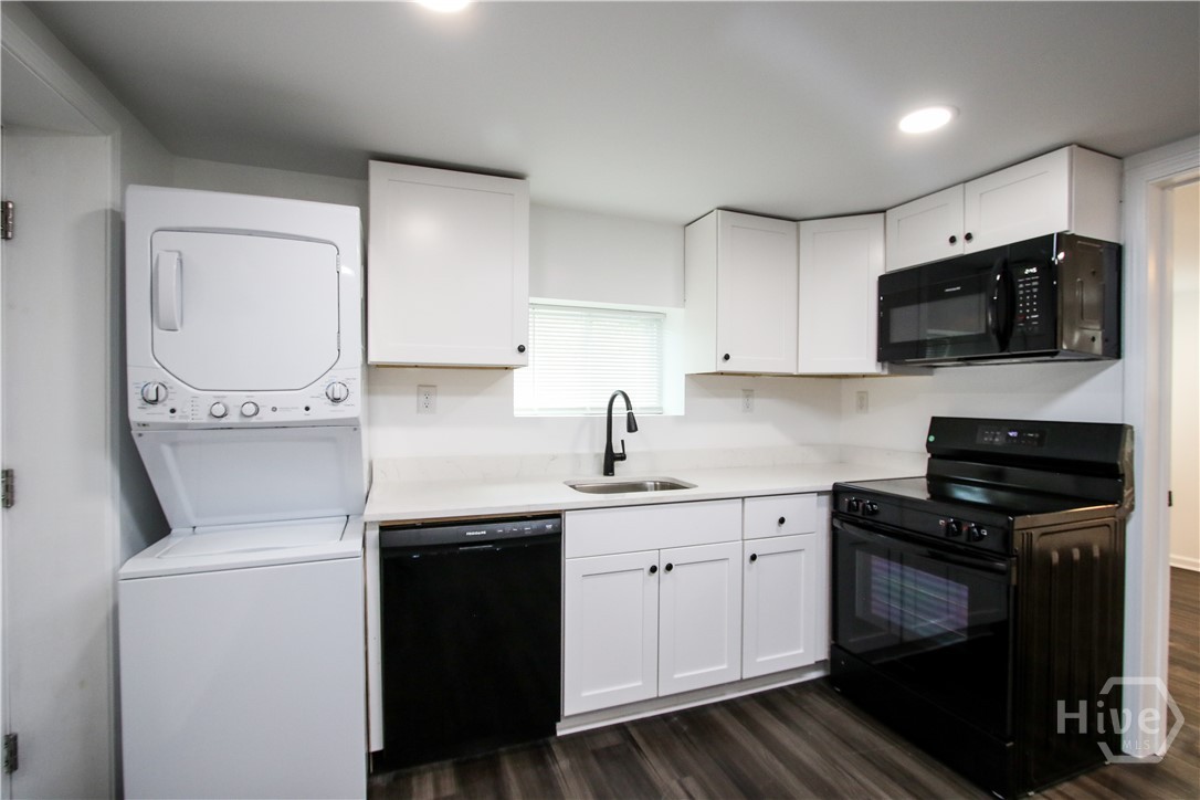 1904 East 51st Street, Unit A Savannah, GA 31404 - Photo 15 of 38