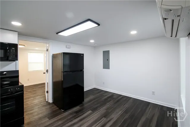 $1,200 | 1904 East 51st Street, Unit A, Savannah, GA 31404