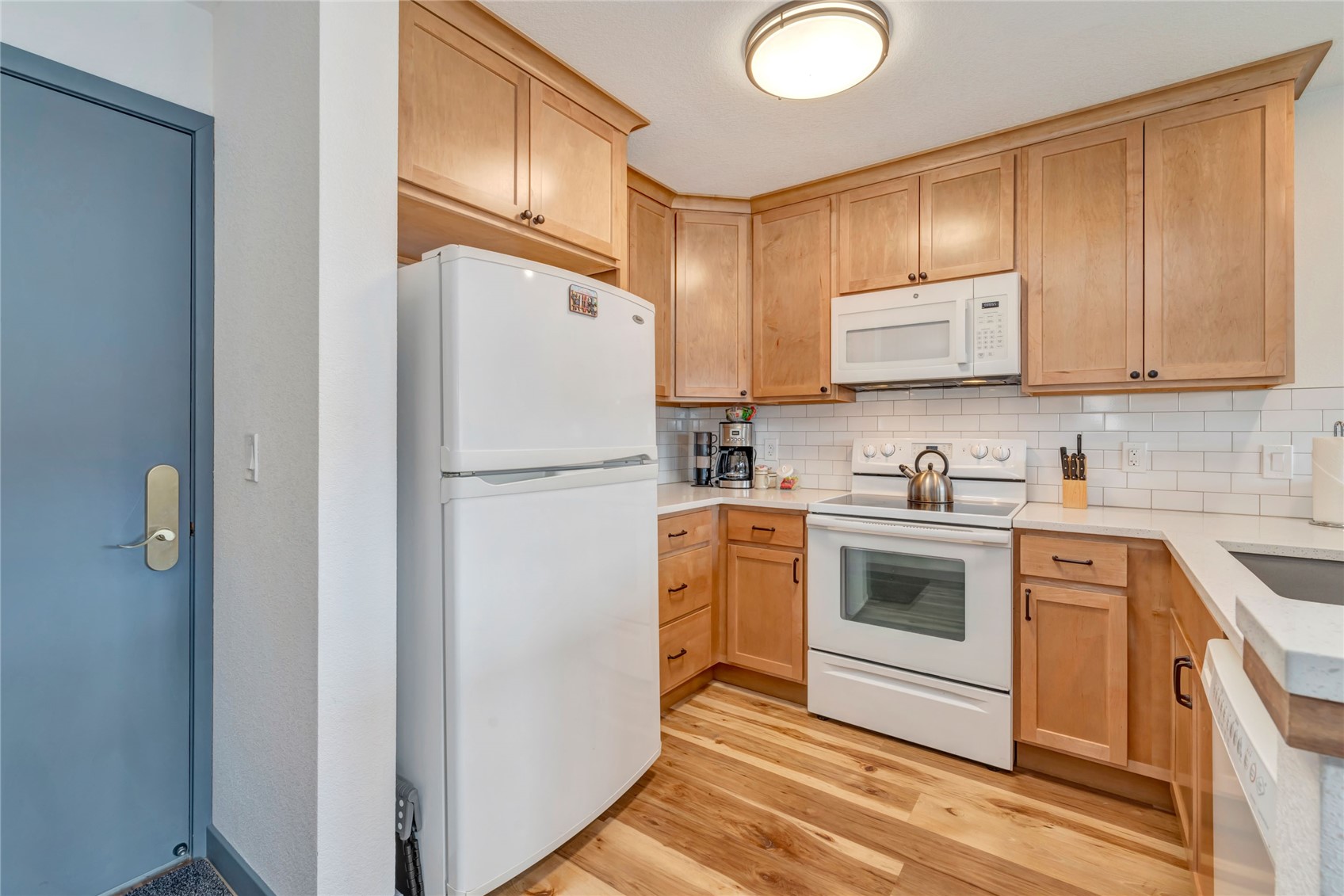 1700 Ranch Road, Unit 215 Steamboat Springs, CO 80487 - Photo 21 of 47 kitchen