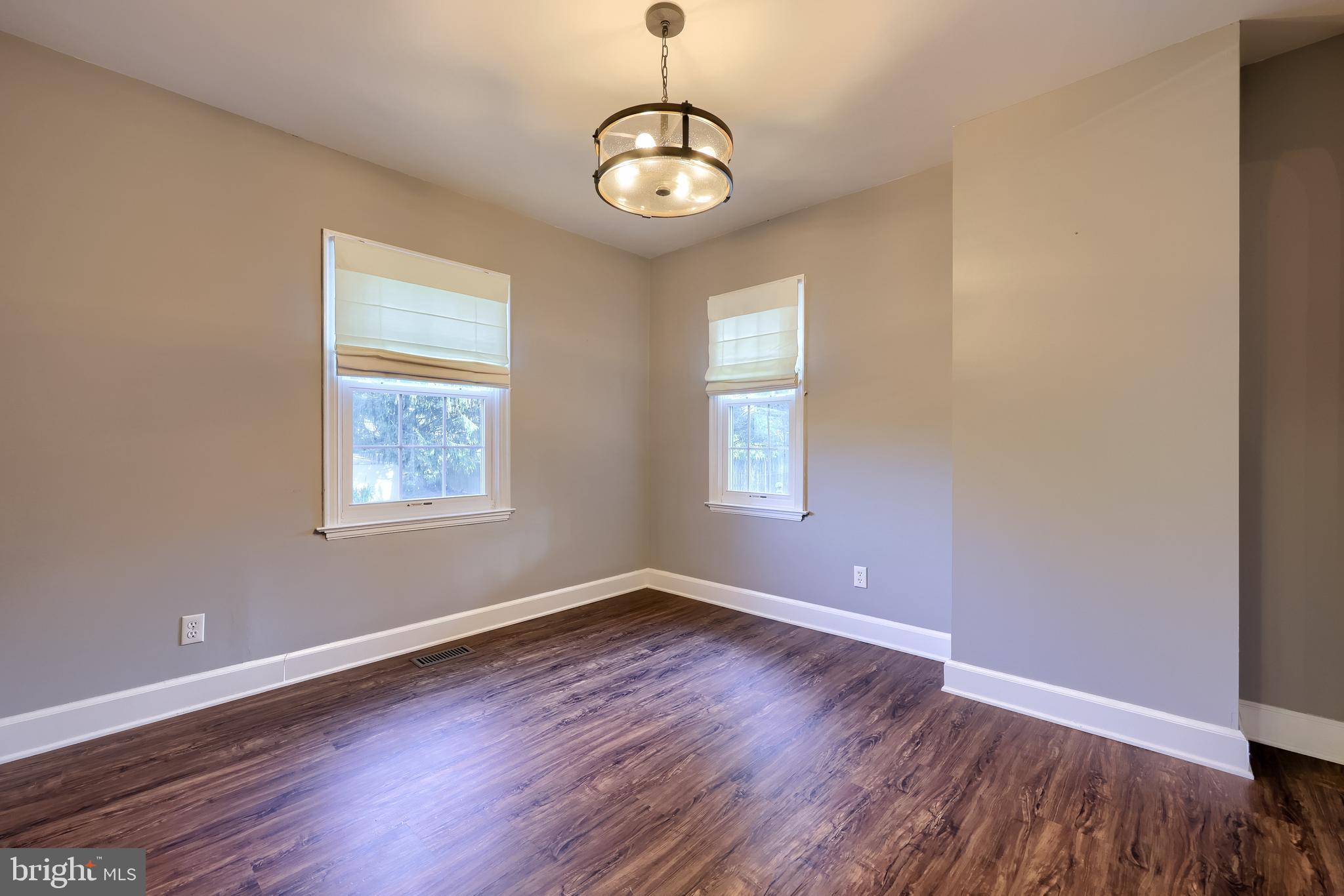 3205 Eastern Boulevard York, PA 17402 - Photo 12 of 42