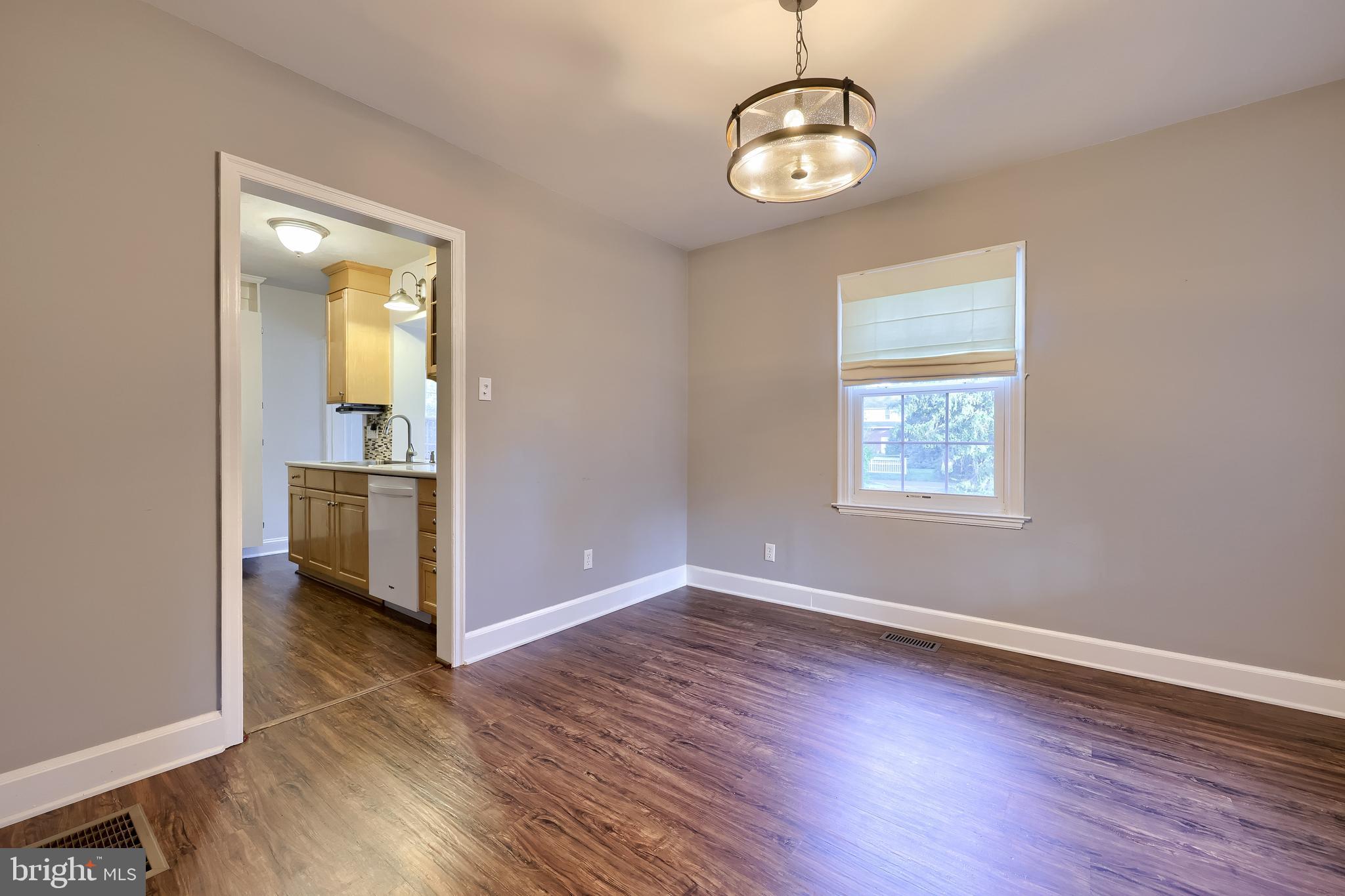 3205 Eastern Boulevard York, PA 17402 - Photo 13 of 42