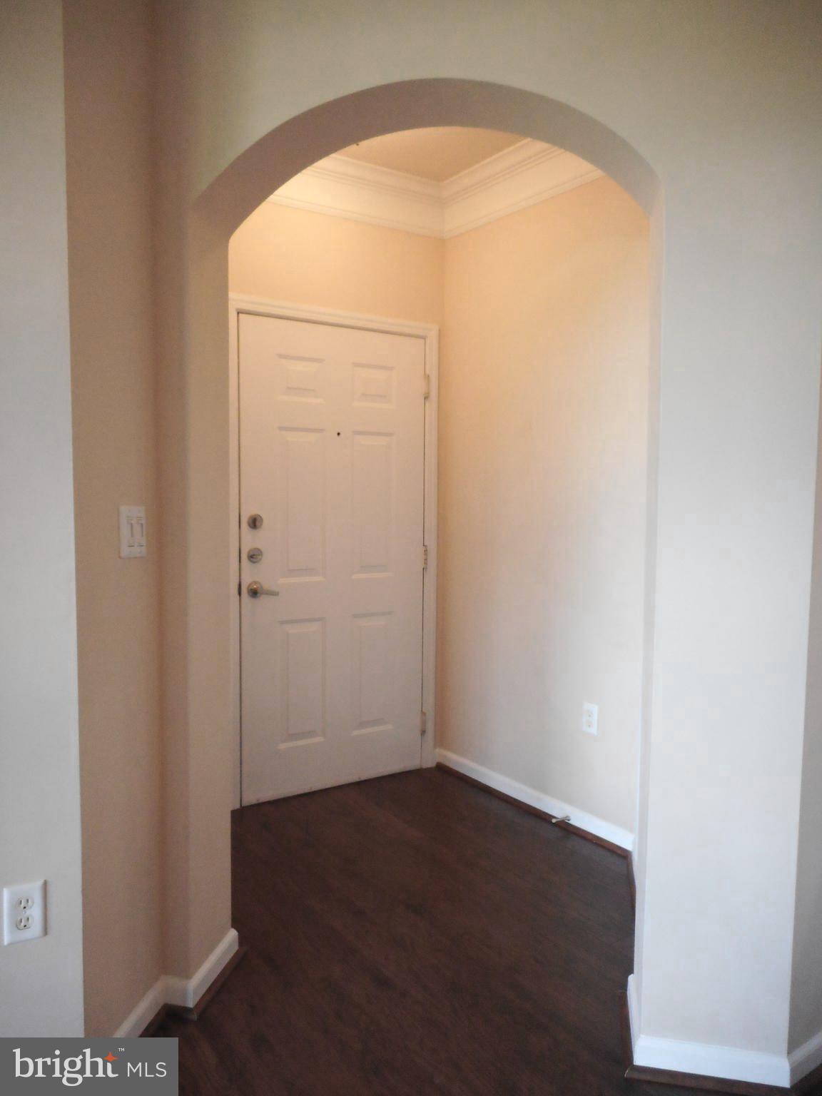 502 Sunset View Terrace Southeast, Unit 302 Leesburg, VA 20175 - Photo 8 of 50 Front Door