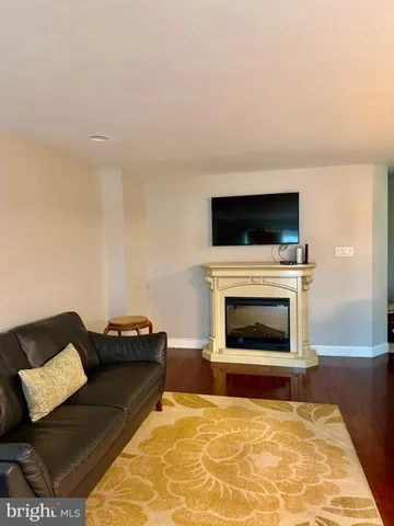 $285,000 | 4966 Fitler Street, Unit 117A, Philadelphia, PA 19114