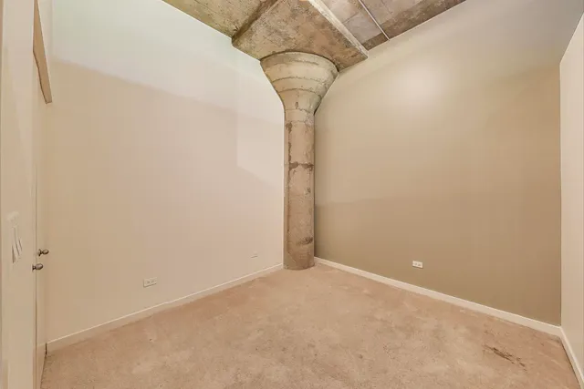 $2,500 | 1071 West 15th Street, Unit 352, Chicago, IL 60608