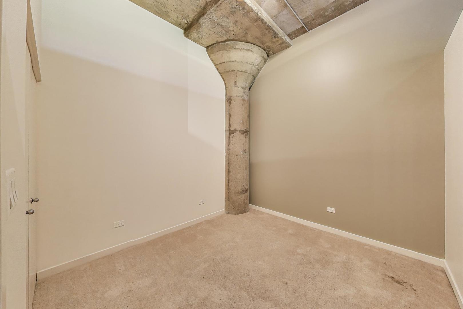 1071 West 15th Street, Unit 352 Chicago, IL 60608 - Photo 12 of 17