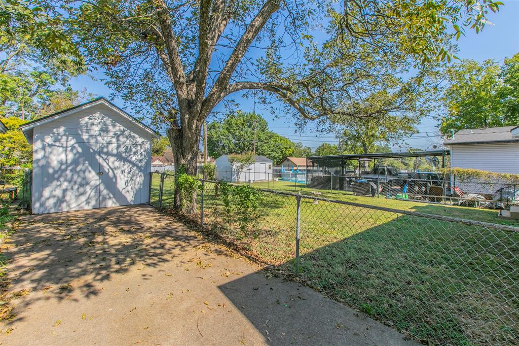 2603 Pine Avenue Waco, TX 76708 - Photo 23 of 23 a view of a backyard