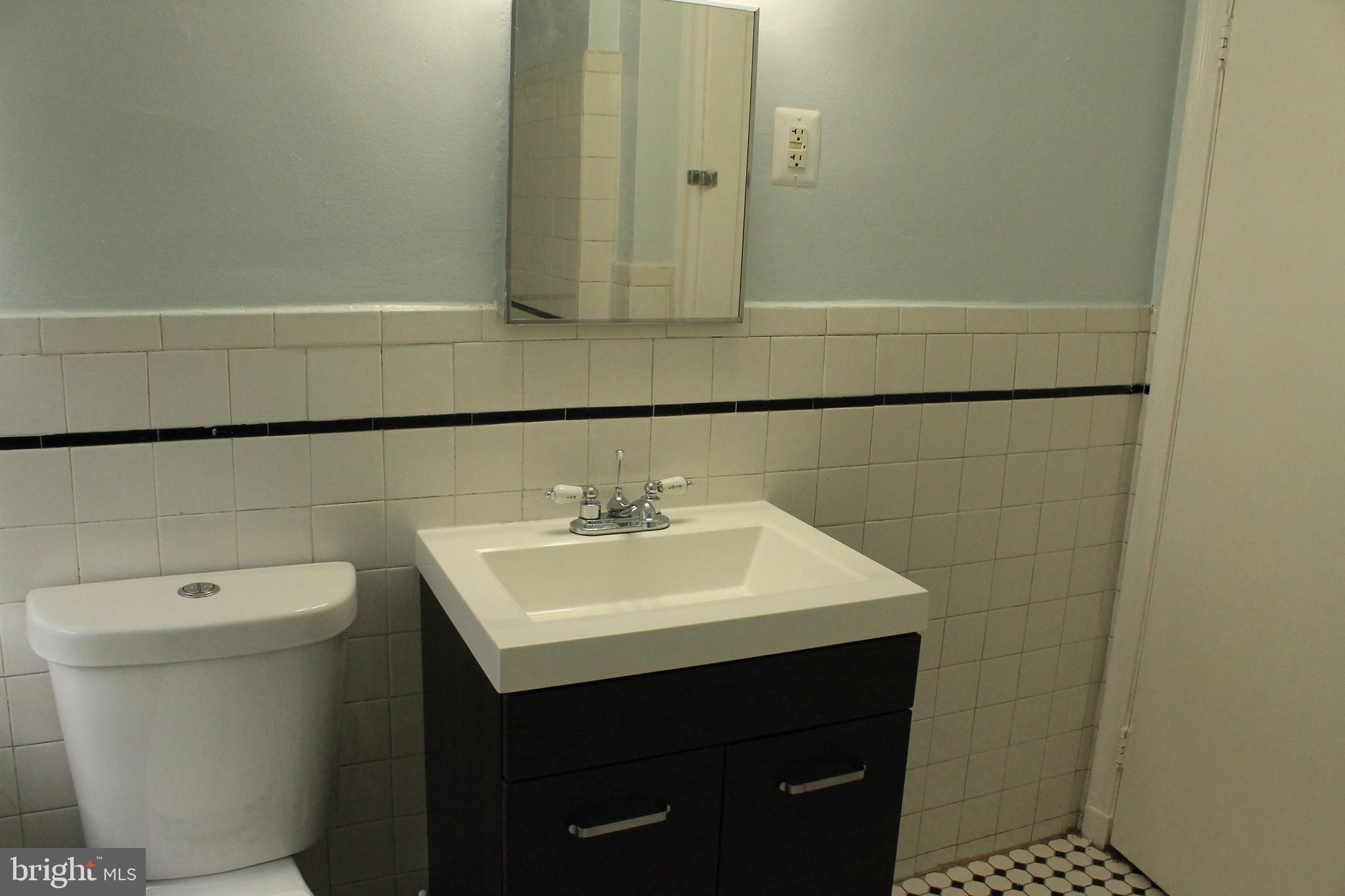 4633 Marble Hall Road Baltimore, MD 21239 - Photo 11 of 19