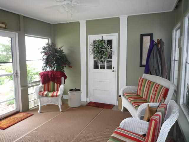 1609 Audubon Road Vincennes, IN 47591 - Photo 2 of 12 Gallery Image 2