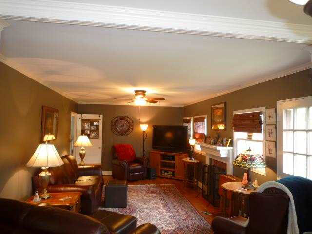1609 Audubon Road Vincennes, IN 47591 - Photo 3 of 12 Gallery Image 3