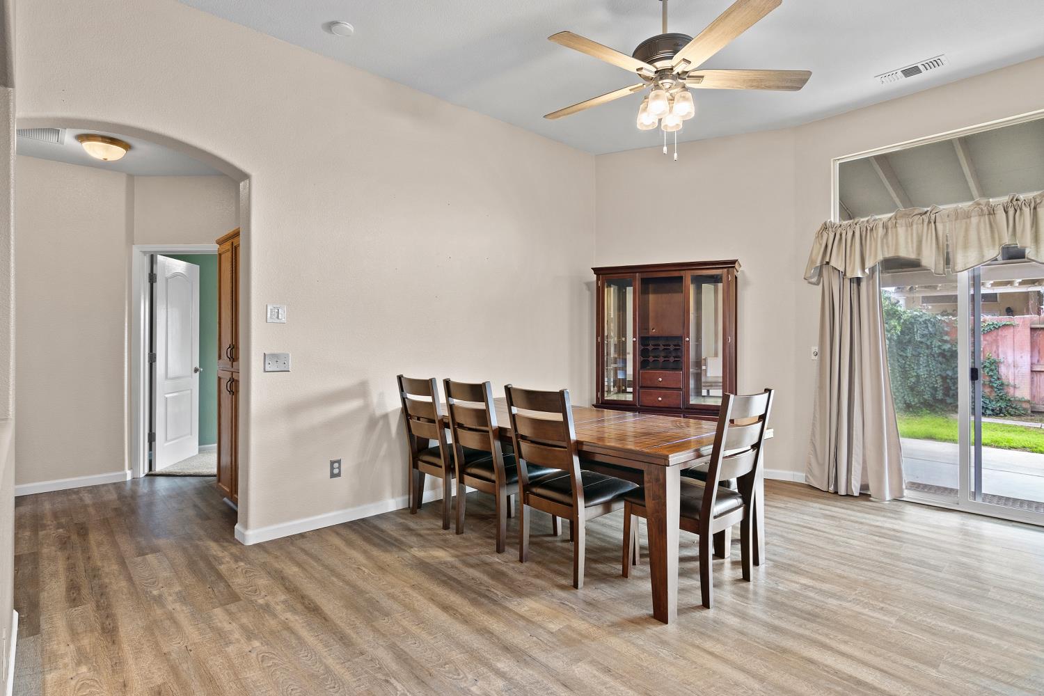 6322 Leaflet Lane Hughson, CA 95326 - Photo 13 of 39