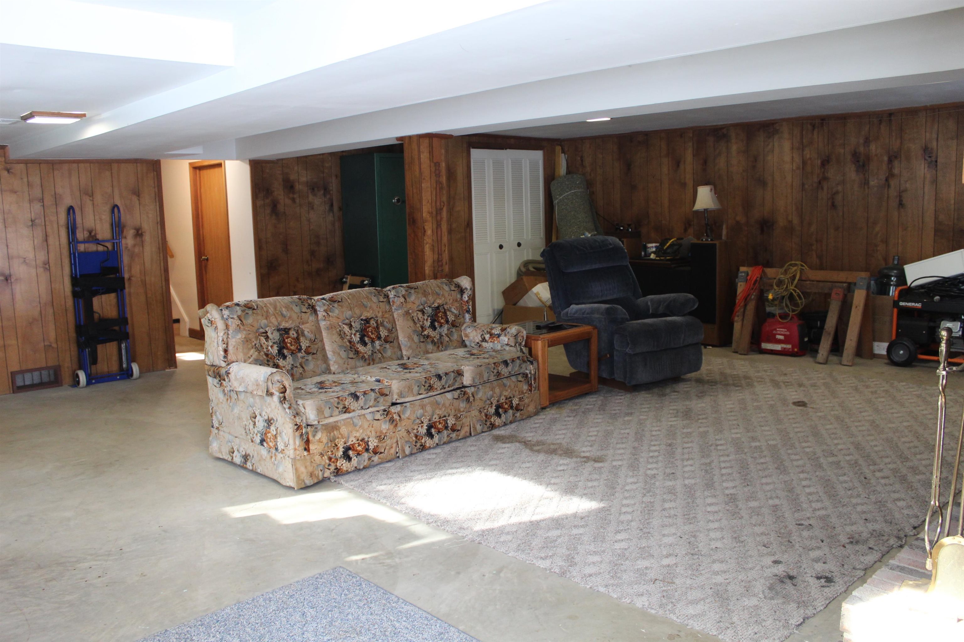 3157 Farrand Road Clio, MI 48420 - Photo 19 of 40 50100373-18.JPG