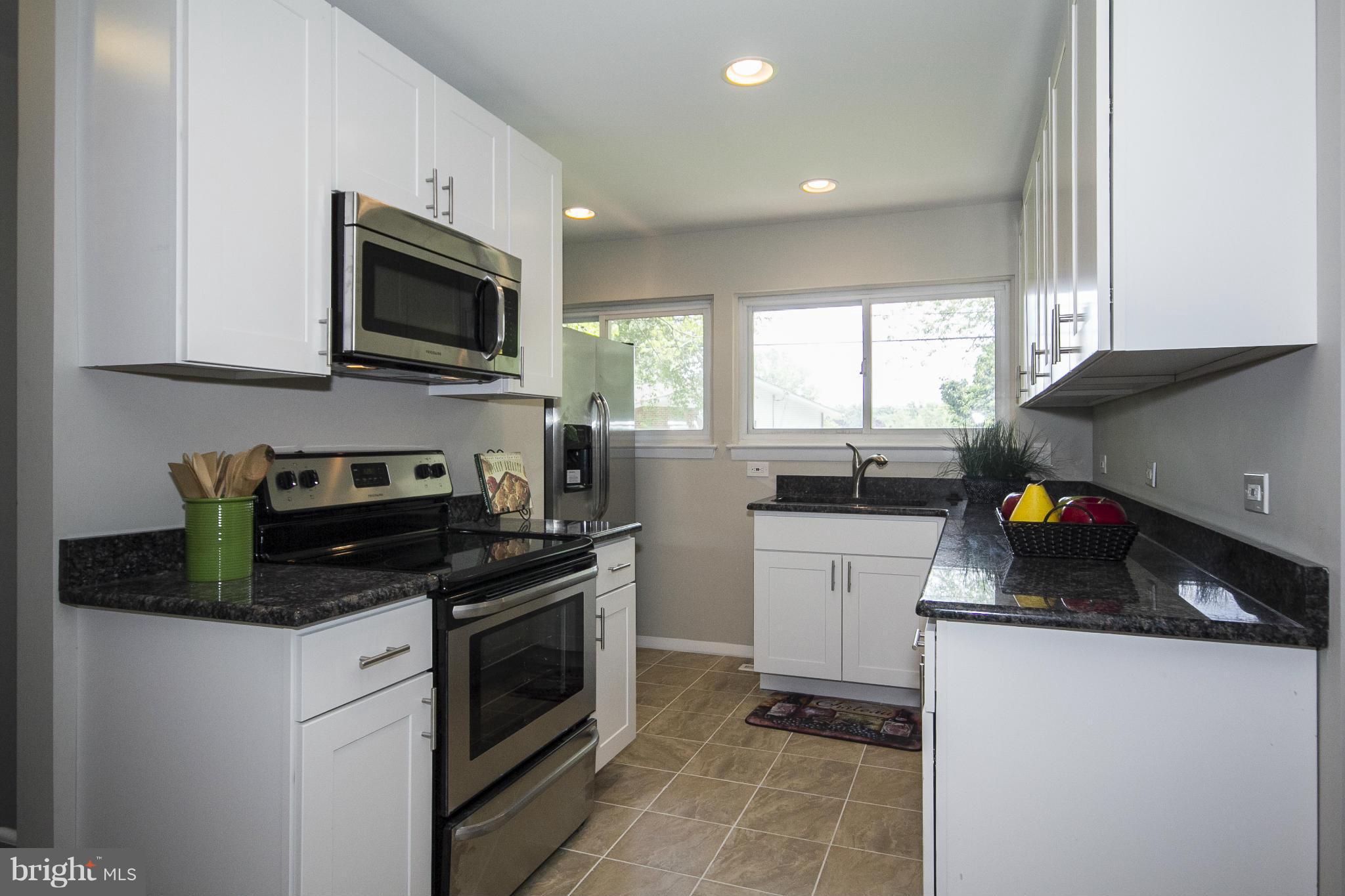 3803 Lumo Road Randallstown, MD 21133 - Photo 5 of 30 Kitchen