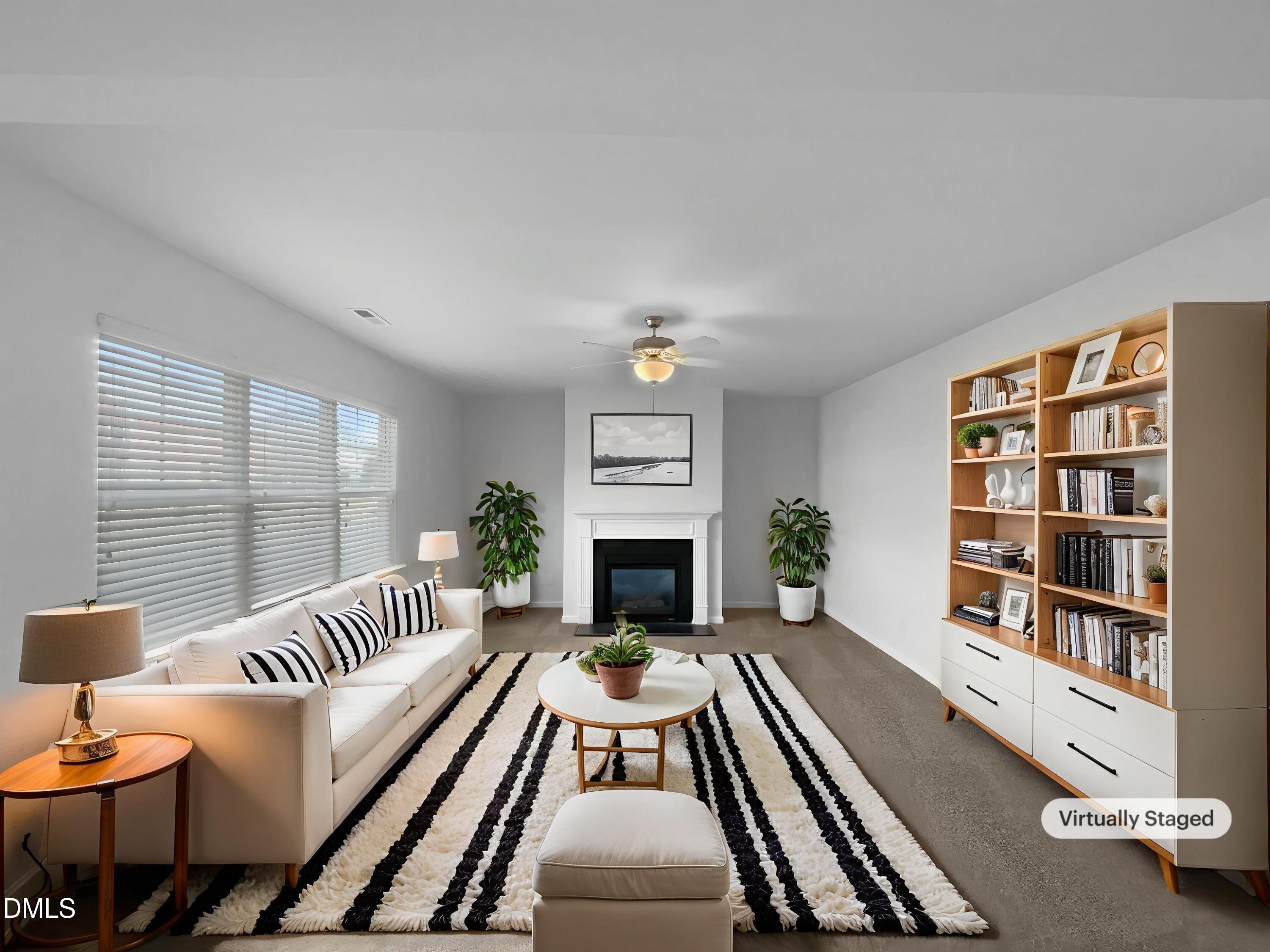 112 Castello Way Clayton, NC 27527 - Photo 3 of 23 photo_02