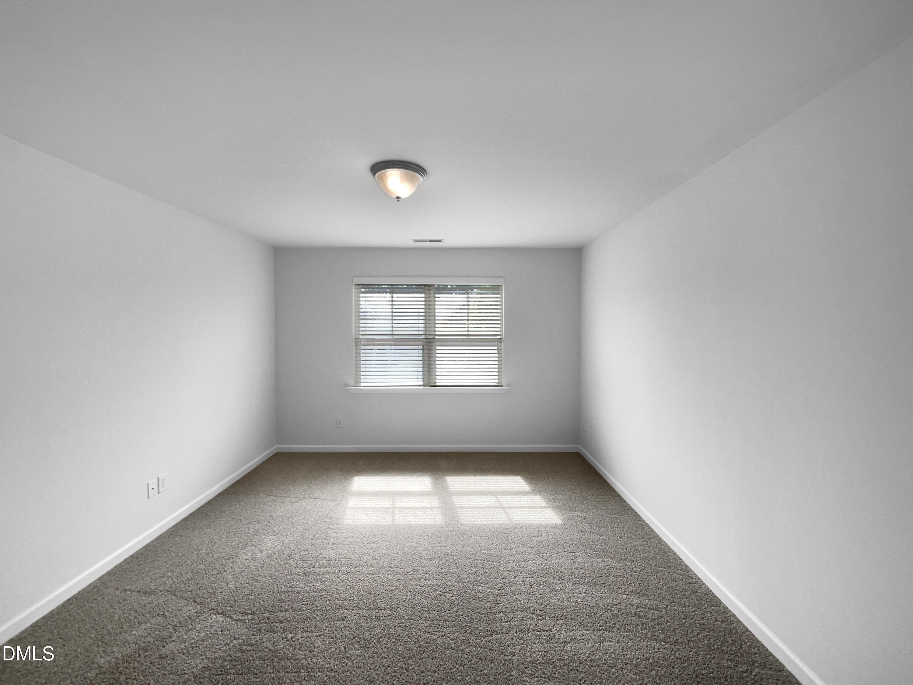 112 Castello Way Clayton, NC 27527 - Photo 8 of 23 photo_09