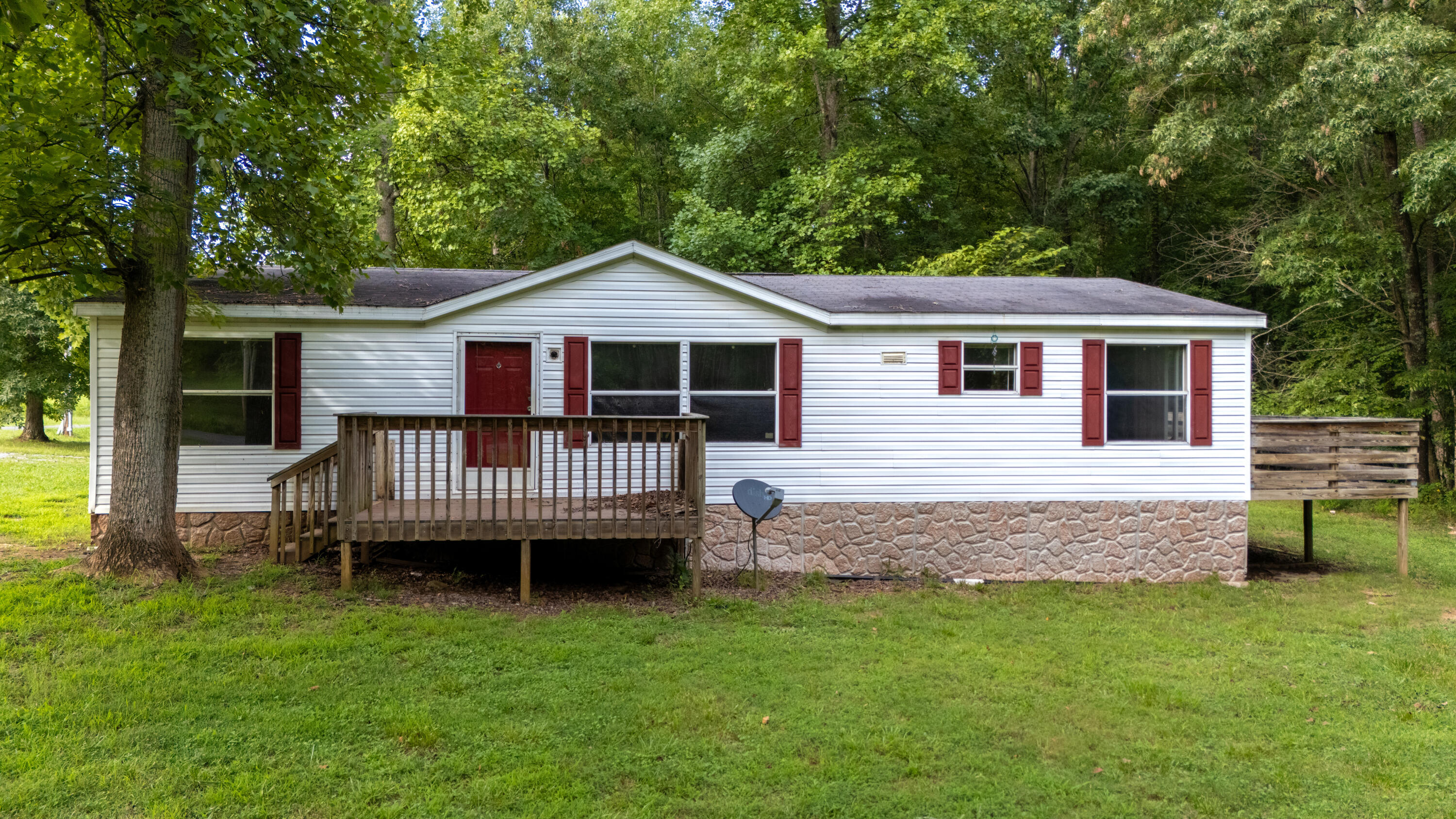 250 Kirkpatrick Road McDonald, TN 37353 - Photo 17 of 28 DJI_20240811182248_0305_777