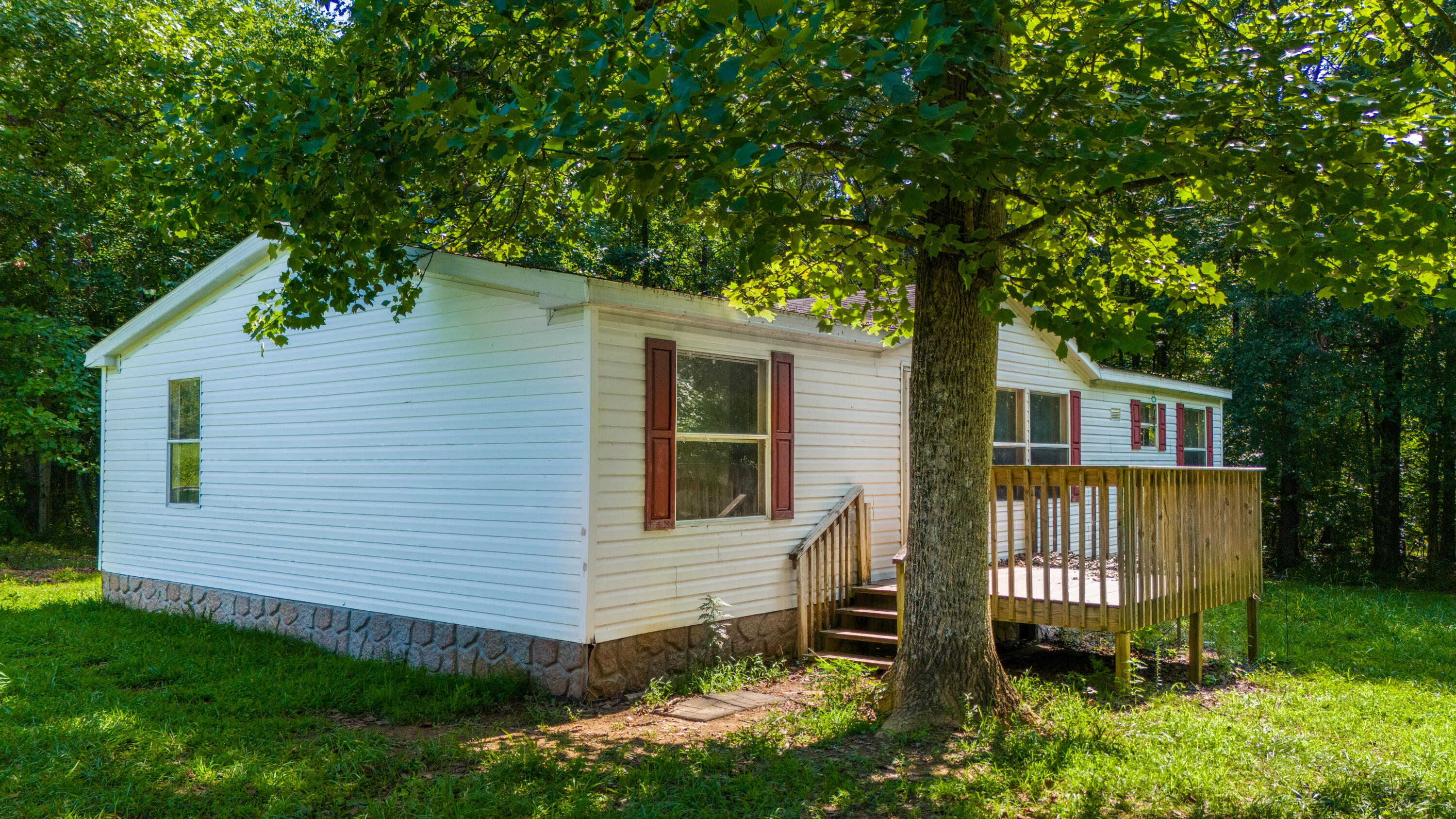 250 Kirkpatrick Road McDonald, TN 37353 - Photo 9 of 28 DJI_20240805112246_0027_777