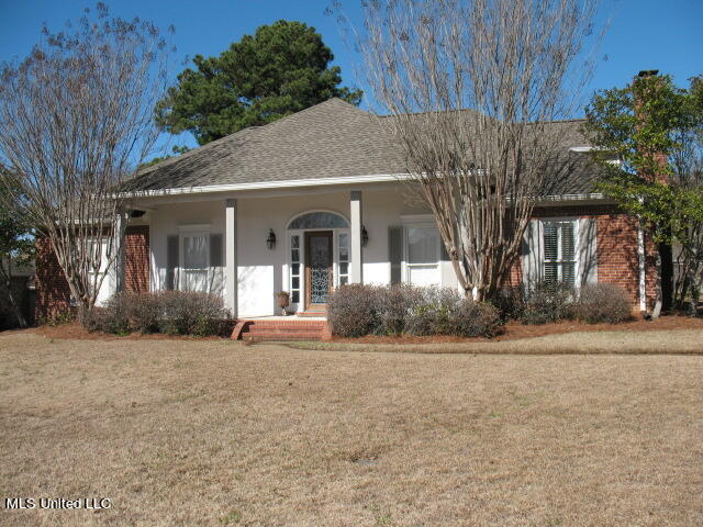 Welcome to 808 Annandale Rd