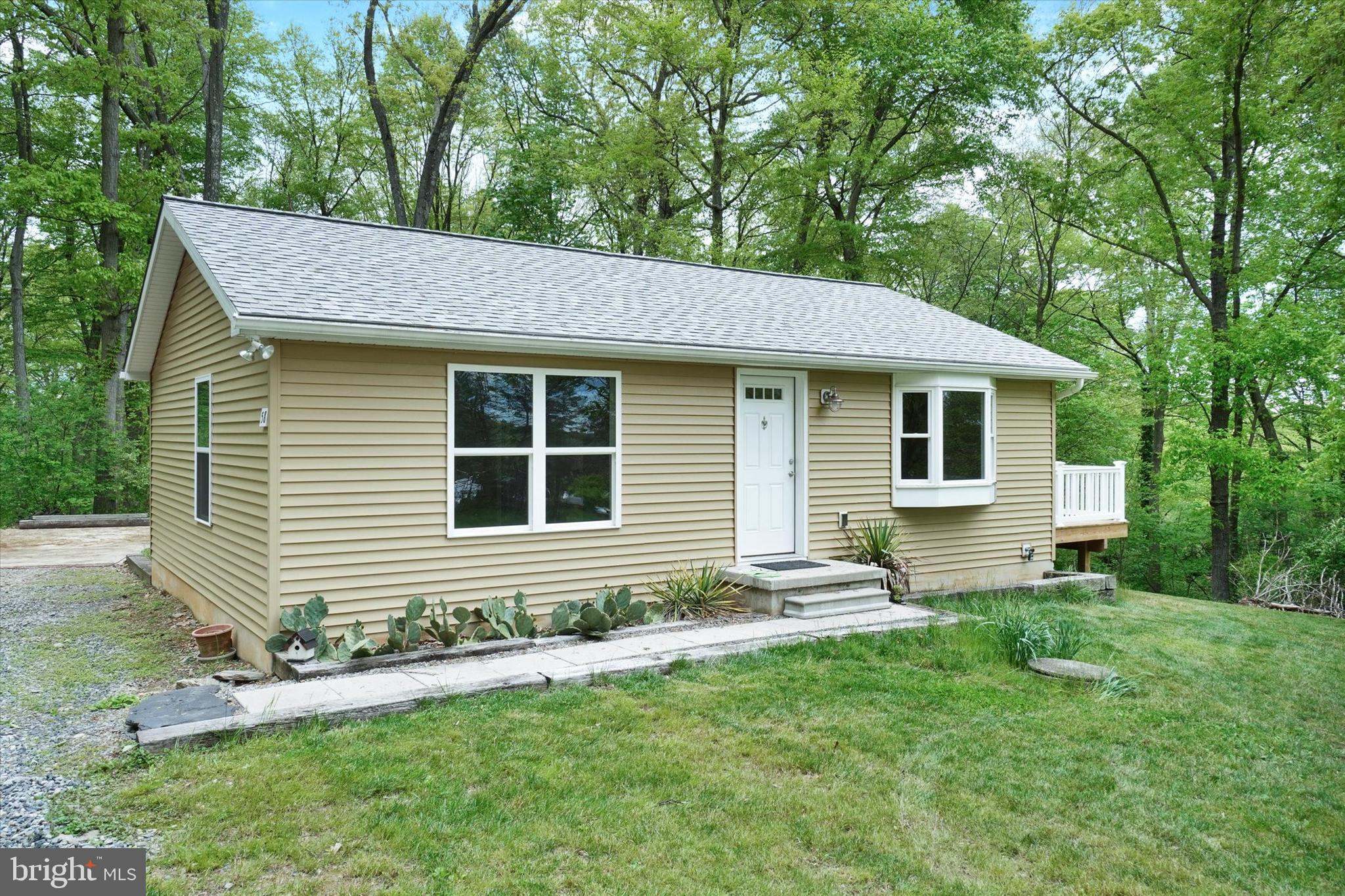 58 Greenwich Road Delta, PA 17314 - Photo 1 of 25 Front