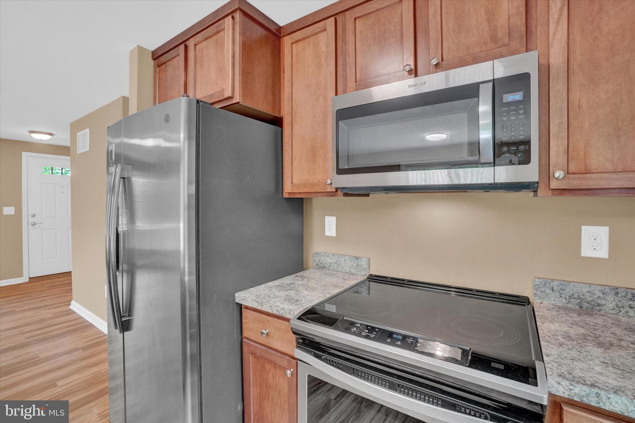 58 Greenwich Road Delta, PA 17314 - Photo 11 of 25 SS Appliances