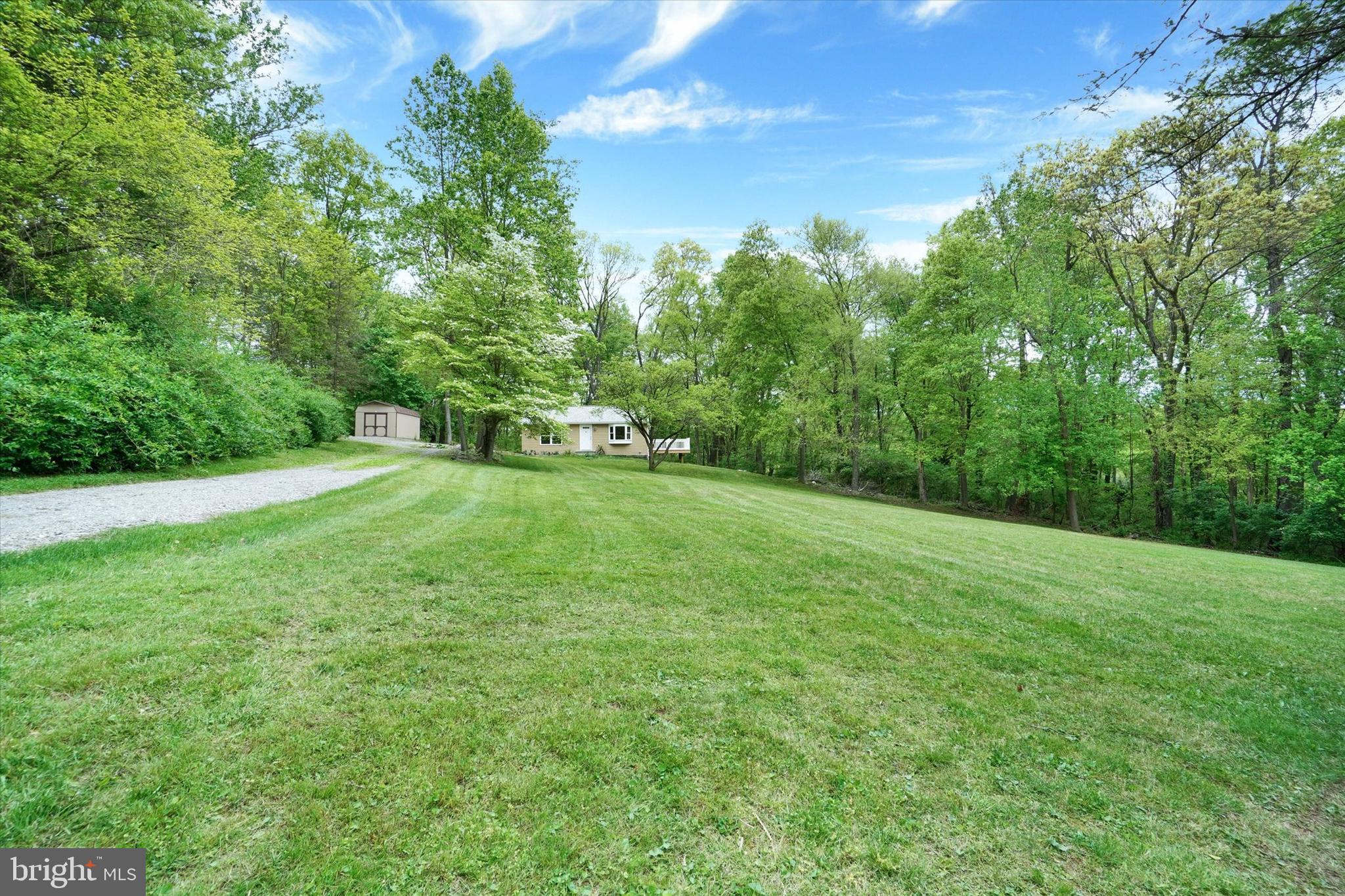 58 Greenwich Road Delta, PA 17314 - Photo 21 of 25 Front Yard