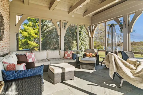 $3,349,500 | 65 Round Barn Road, Barrington Hills, IL 60010