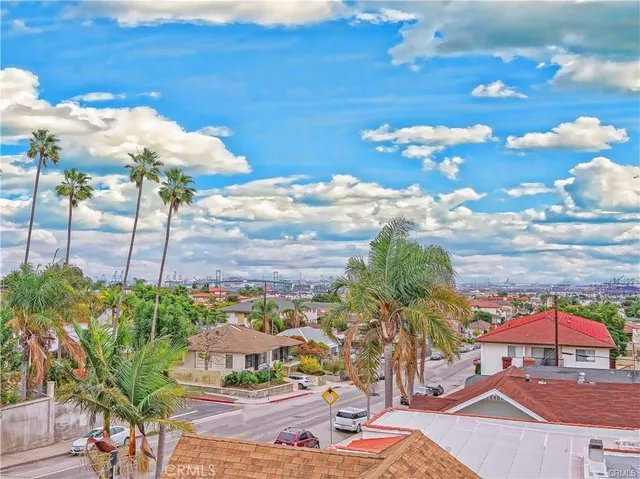 $2,400 | 1163 West 9th Street, Unit 3, San Pedro, CA 90731