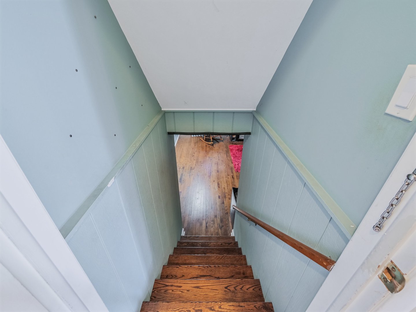 1903 Hopi Lane Mount Prospect, IL 60056 - Photo 29 of 36 a view of a hallway with wooden floor
