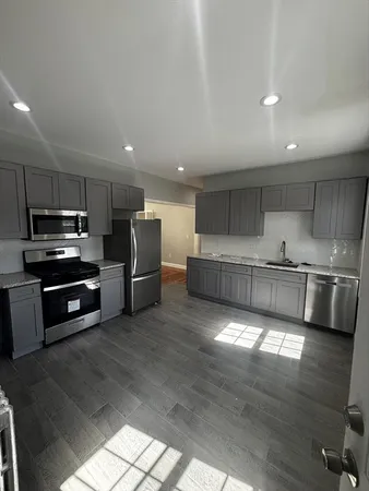 $3,800 | 33 Wolcott Street, Unit 3, Boston, MA 02121