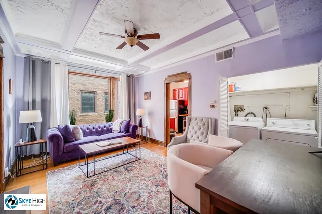 $180,000 | 945 East Hyde Park Boulevard, Unit 2, Chicago, IL 60615