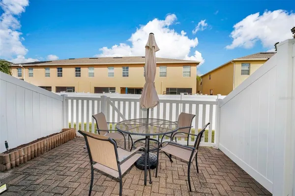 $250,000 | 9736 Trumpet Vine Loop, Trinity, FL 34655