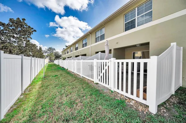 $250,000 | 9736 Trumpet Vine Loop, Trinity, FL 34655