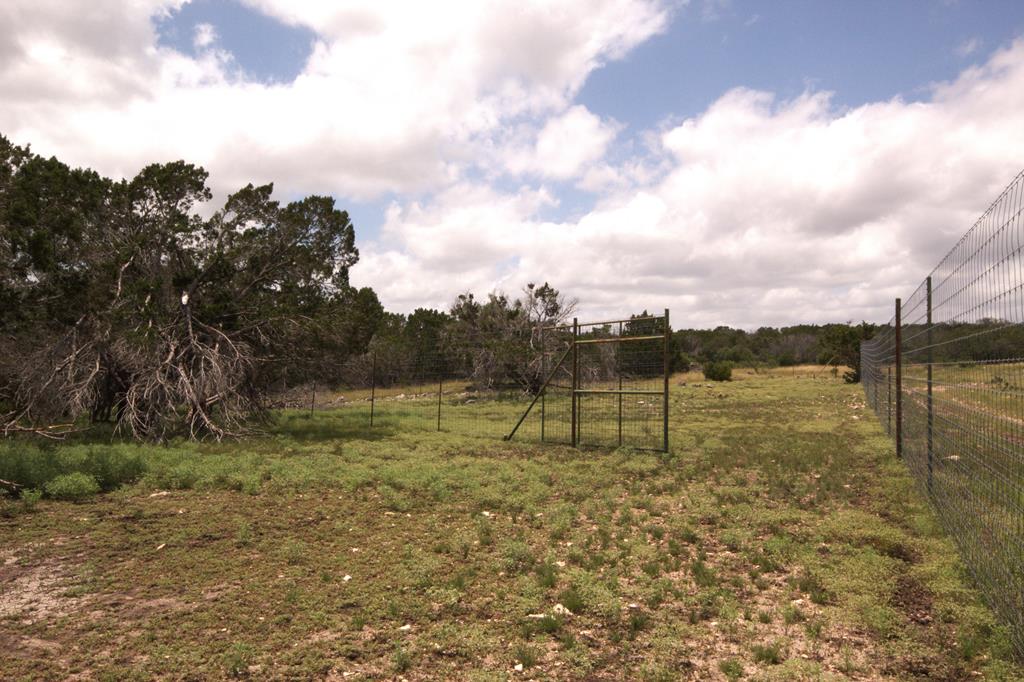 51 Deadend Rd Mountain Junction, TX 76849 - Photo 10 of 19 Gallery Image 10