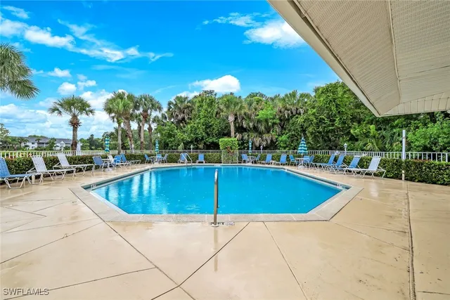 $3,995 | 249 Gabriel Circle, Unit 2702, Naples, FL 34104