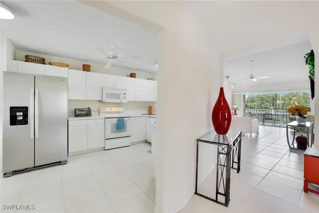 $3,995 | 249 Gabriel Circle, Unit 2702, Naples, FL 34104