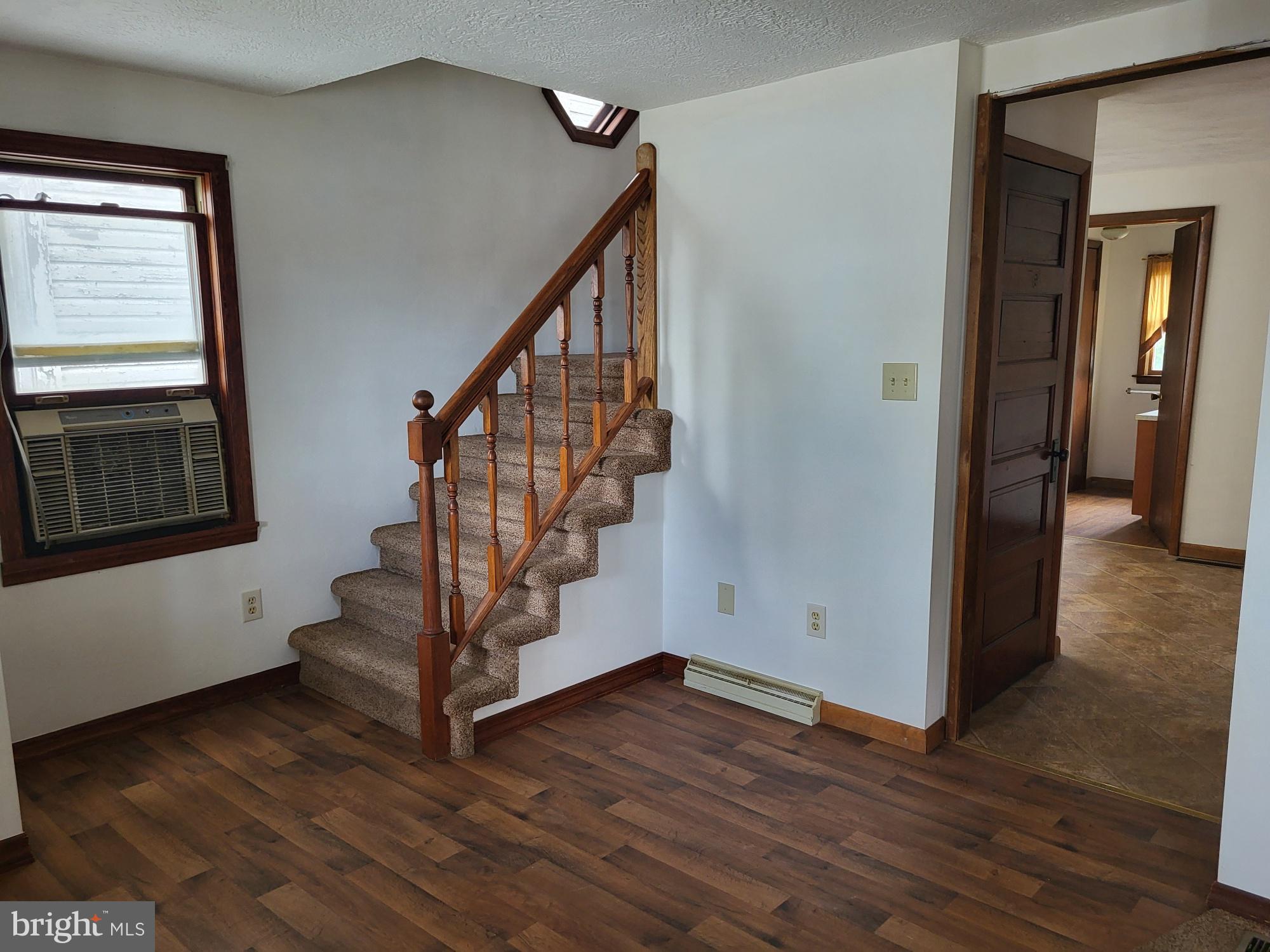 720 Linden Avenue Hanover, PA 17331 - Photo 5 of 18