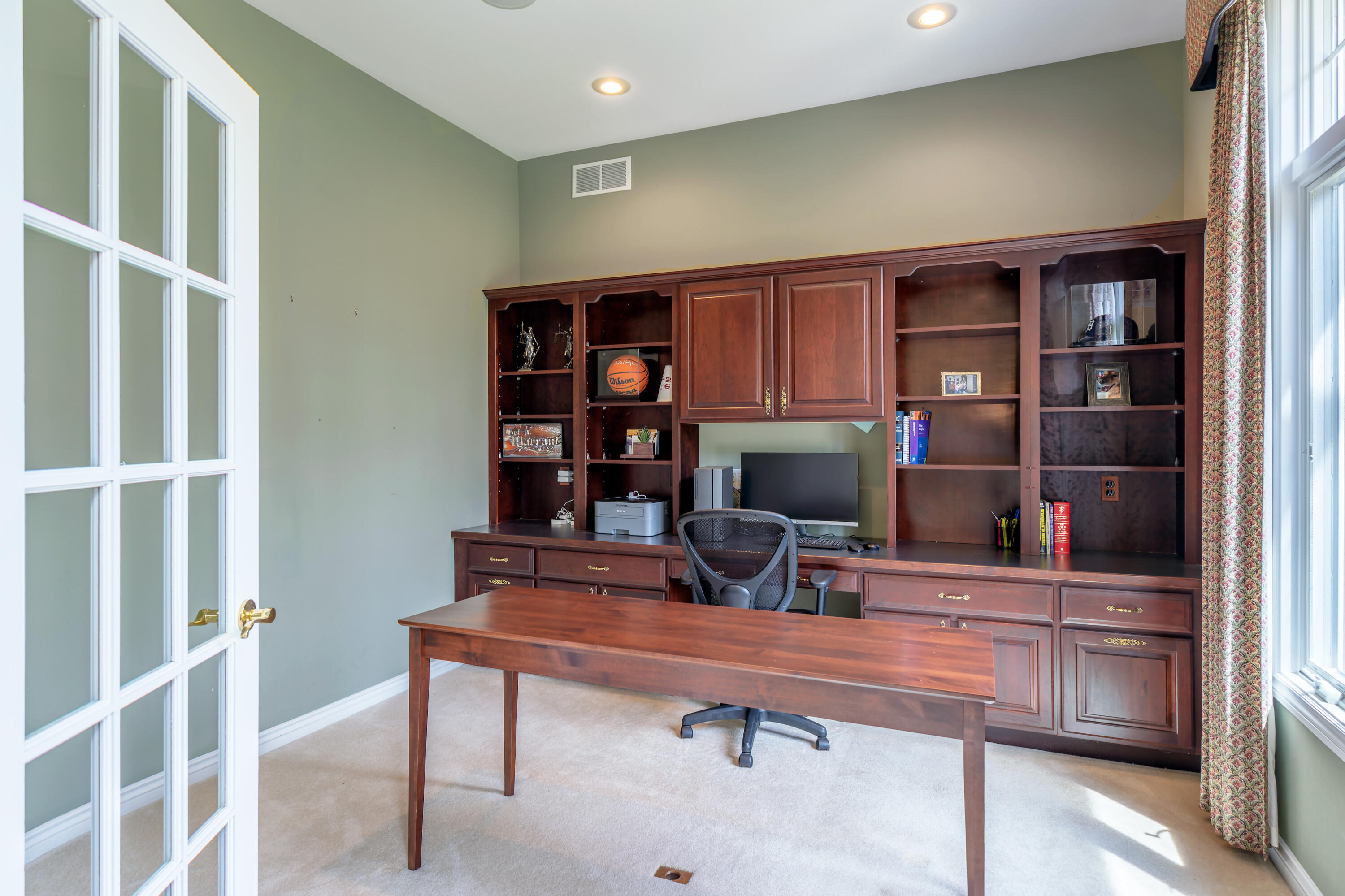 1722 West Kilgore Road Kalamazoo, MI 49008 - Photo 10 of 54 Kilgore_Rd_1722 (1)