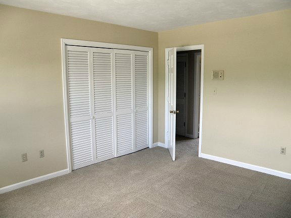 2239 Ranch Road Northwest Roanoke, VA 24017 - Photo 5 of 15 an empty room with closet