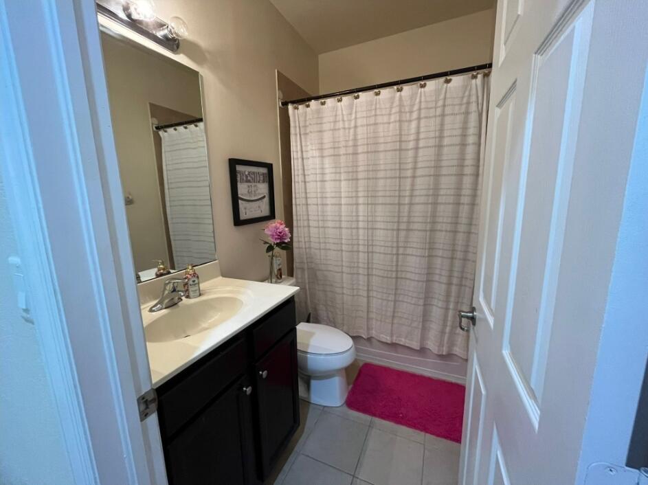 3349 West 90th Street Hialeah, FL 33018 - Photo 21 of 37 current tenant