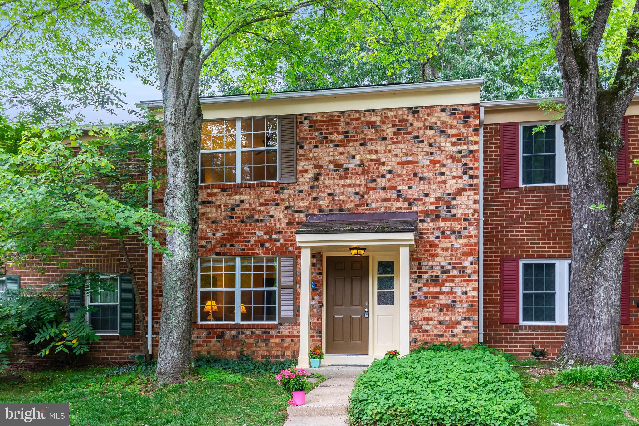 2256 Gunsmith Square Reston, VA 20191 - Photo 2 of 70