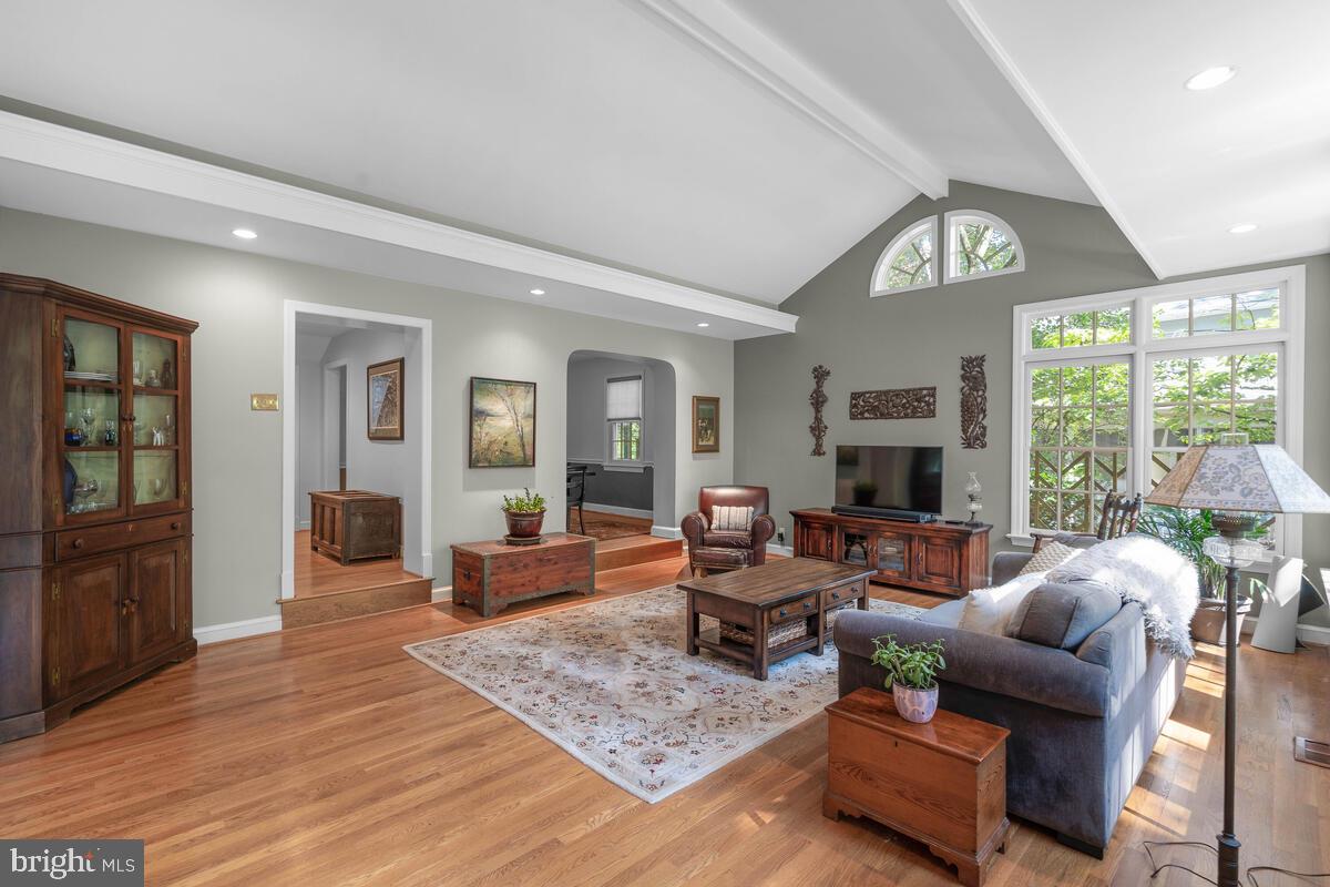 306 Windsor Street Silver Spring, MD 20910 - Photo 14 of 52 Gallery Image 14