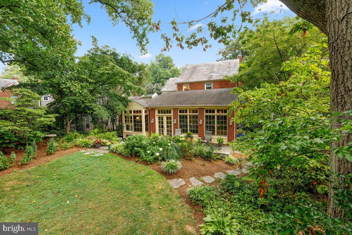 306 Windsor Street Silver Spring, MD 20910 - Photo 44 of 52 Gallery Image 44