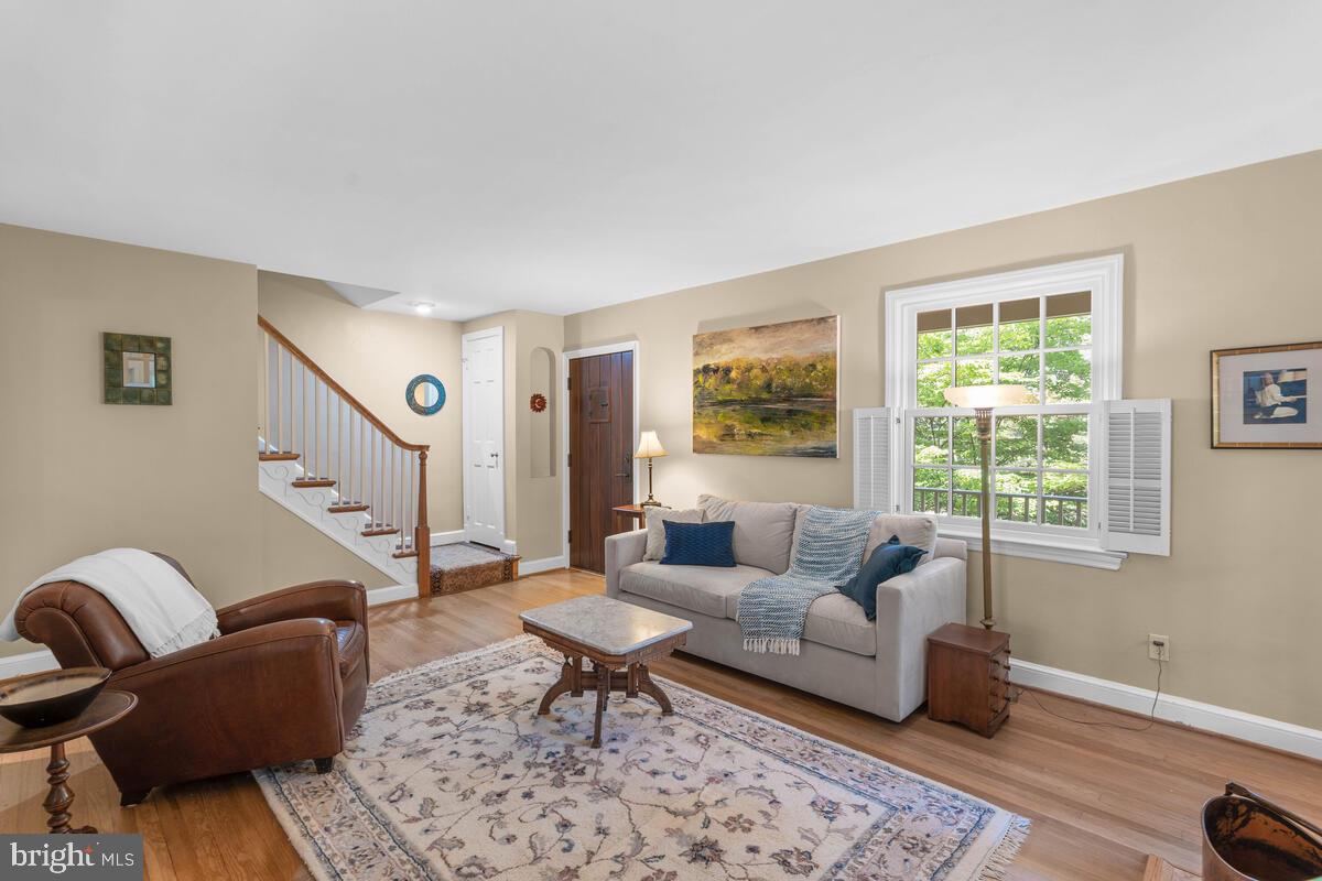 306 Windsor Street Silver Spring, MD 20910 - Photo 8 of 52 Gallery Image 8