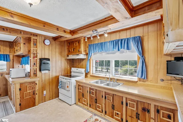 $699,900 | 518 McKittrick Bridge Road, Fountain Inn, SC 29644