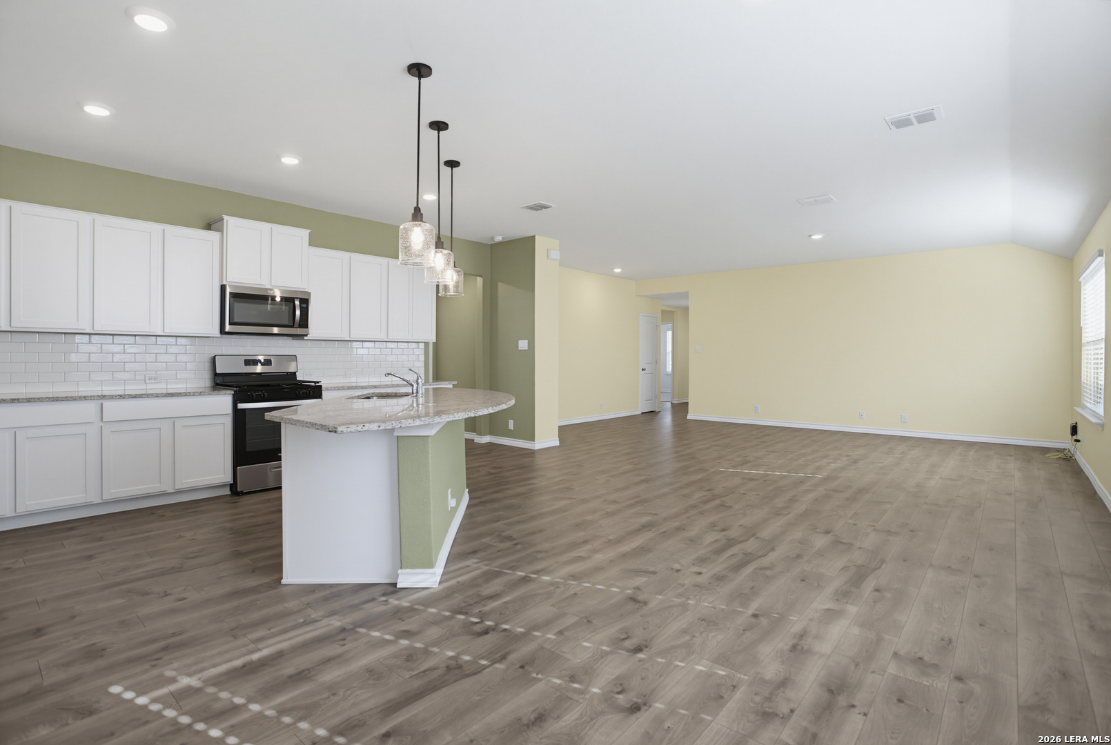 12627 El Arrayan Converse, TX 78109 - Photo 7 of 26