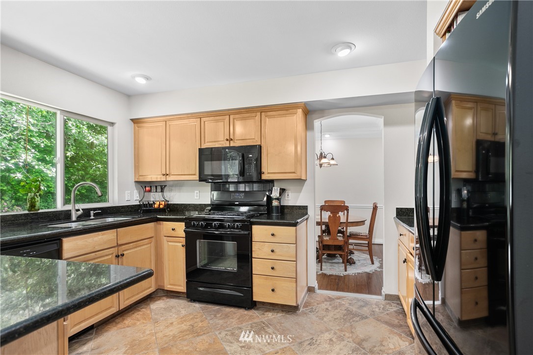 12951 Phillips Ridge Road Southeast Monroe, WA 98272 - Photo 8 of 26 Gallery Image 8