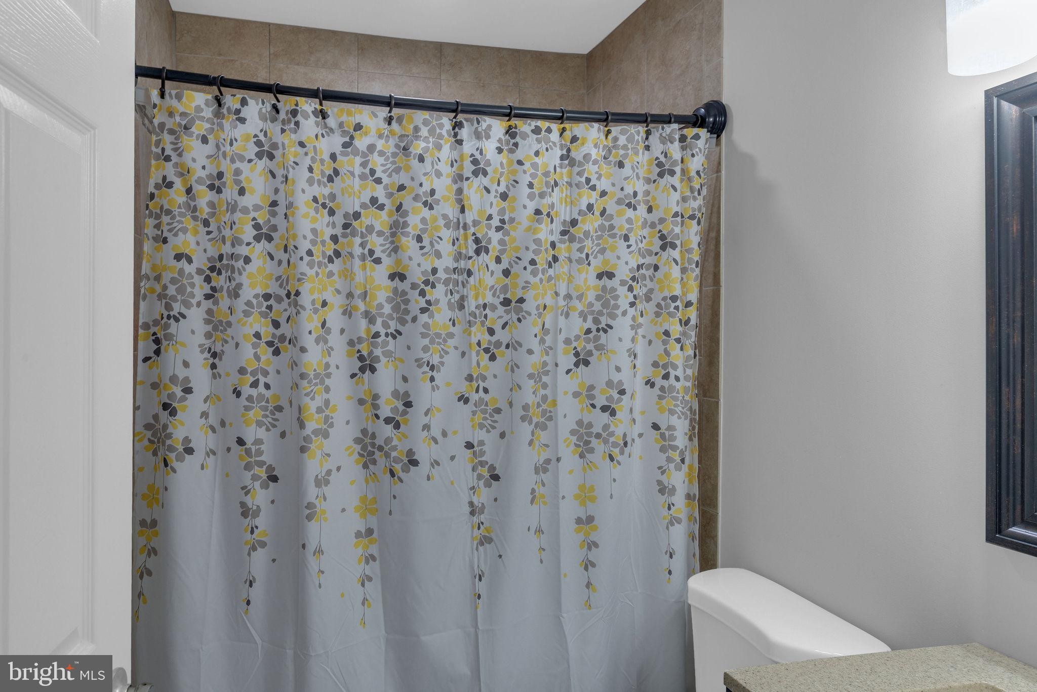 25 Easter Lane Levittown, PA 19054 - Photo 16 of 22