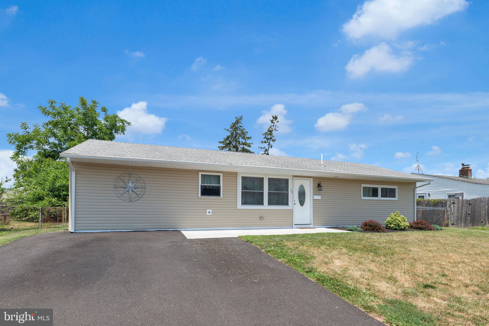 25 Easter Lane Levittown, PA 19054 - Photo 21 of 22