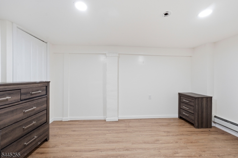 183 Graham Avenue Paterson, NJ 07501 - Photo 24 of 32